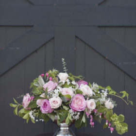 Flirty Fleurs Floral Design class featuring David Austin Wedding Roses grown by Alexandra Farms. Photographed by Georgianna Lane.