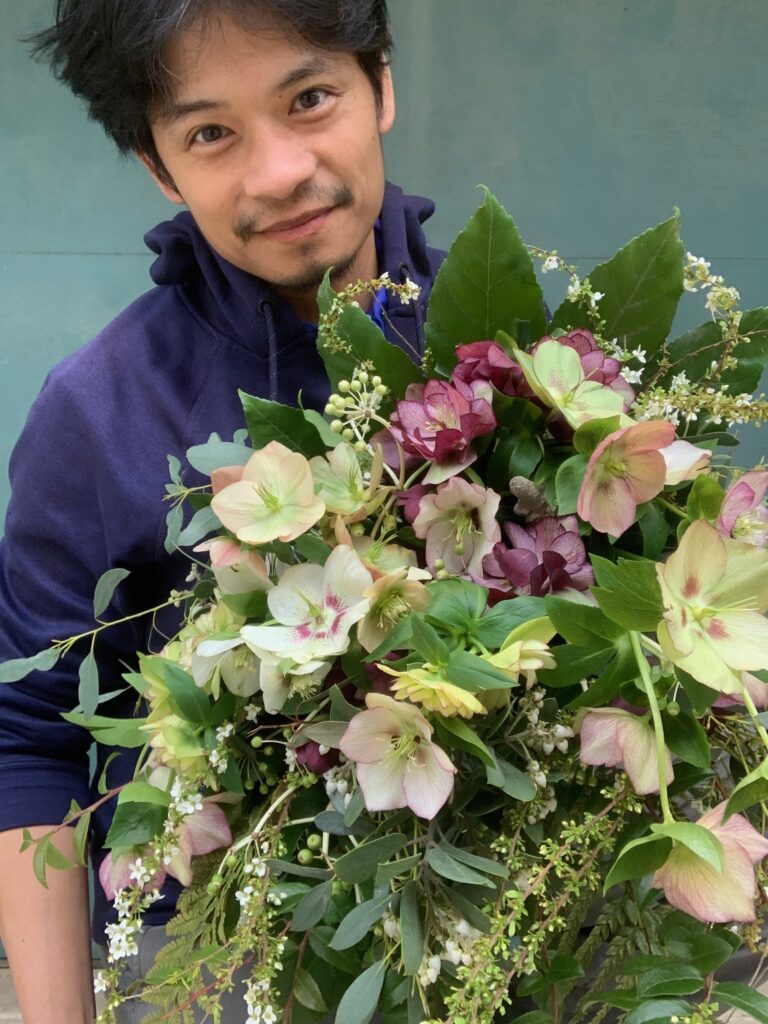 Horticulturist Riz Reyes - growing hellebores class at fleurs creative